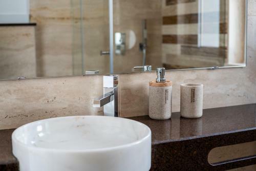 Luxury Vau Beach Villa With Private Pool