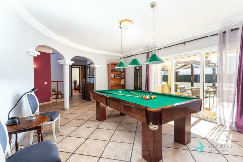 V4 Villa Canelas 4 Quartos Com Piscina Privada