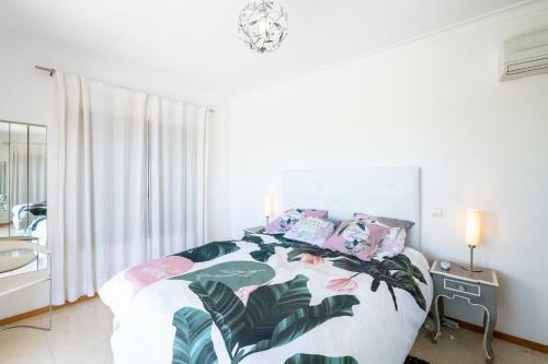 Apartamento Splendide T3 Avec Terrasse Priv�e de 140 M2 Praia Da Rocha