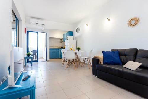 Apartamento Behappy 10 Minutes From The Beach, Wifi & AC