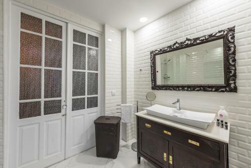 Apartamento Antiquarium Private Residence
