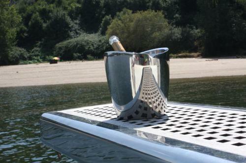 Douro River Private Yacht-accommodation