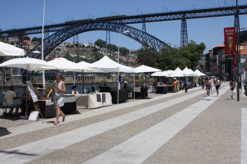 Douro River Private Yacht-accommodation