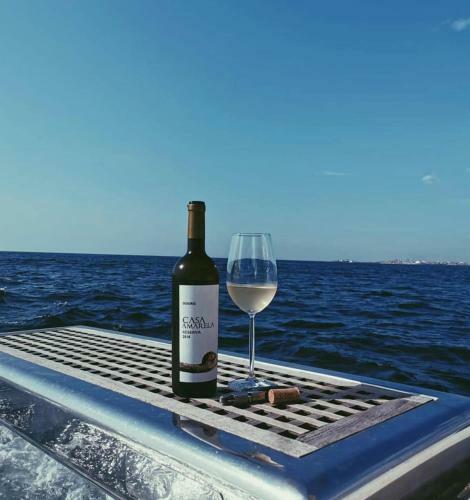 Douro River Private Yacht-accommodation