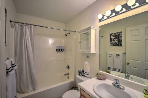 Pet-friendly Mountain Cabin With Ramp Access!