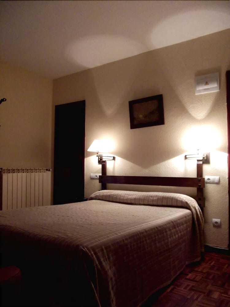 Hotel Termas De Li�rganes