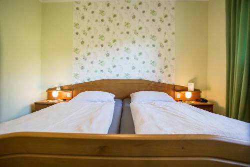 Hostal Pension Haus Am Walde