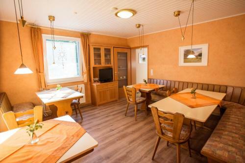 Hostal Pension Haus Am Walde