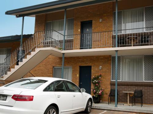 Adamstown Elizabeth Motor Inn