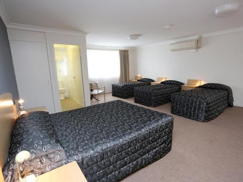 Adamstown Elizabeth Motor Inn