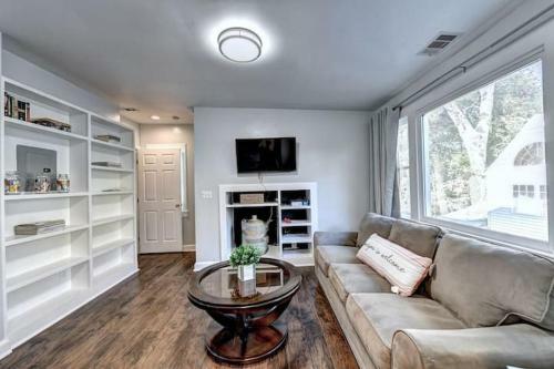 Apartamento Centrally Located Lux Home - Sleeps 14