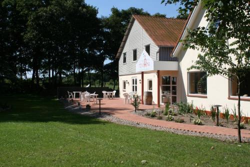 Hostal Toscana Restaurant And Bed & Breakfast