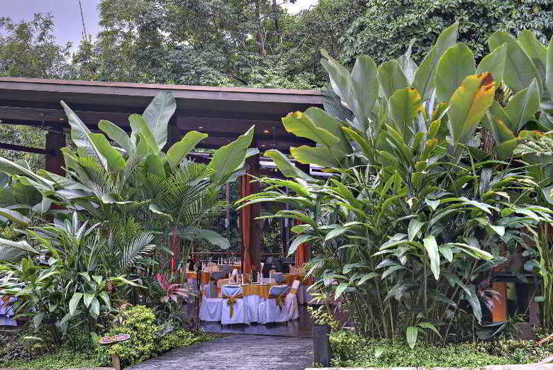 Aparthotel Los Altos Beach Resort & Spa