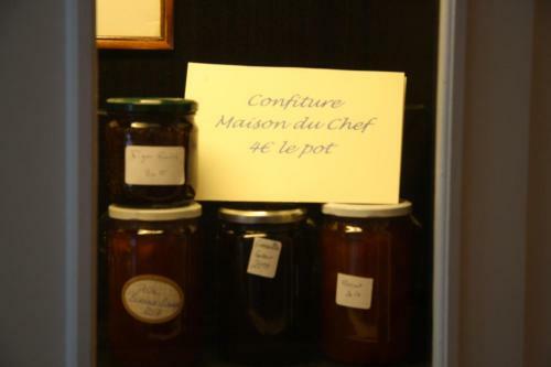 Hotel H�tel Restaurant Le Dauphin