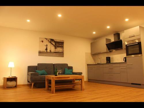Apartamento Moderne 3sterne Fewo Am Alten Bahndamm
