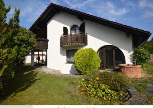 Apartamento Gem�tlich Wohnen In Messen�he, Feenzian