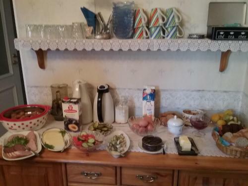 Hostal Poska Villa Guesthouse