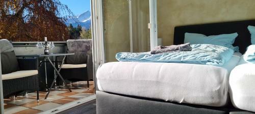 Hostal Zugspitzblick Vom Privatzimmer Mit S�dbalkon Und Eigenem Bad
