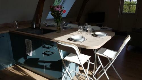 Le Shelter