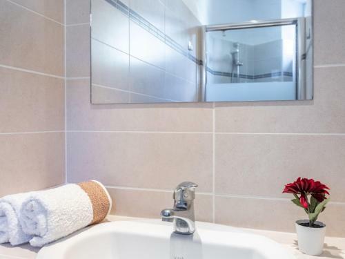 Holiday Home La Maison Des Fr�res-2