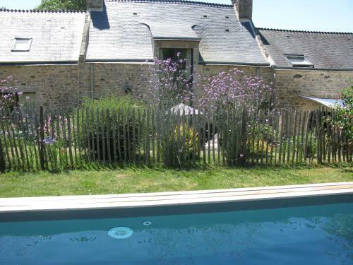 Hostal La Chambre Du Grand Val