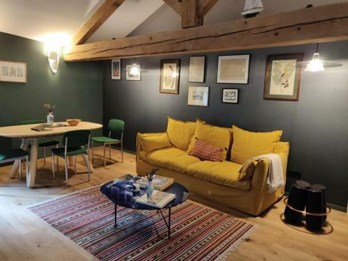Hostal Lyon Country House