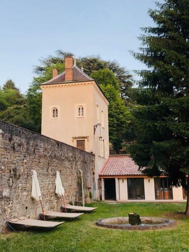 Hostal Lyon Country House