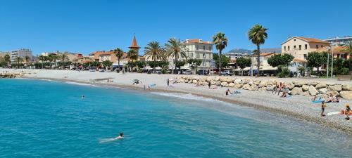 Apartamento Studio De La Plage - Mer, Terrasse Et Garage
