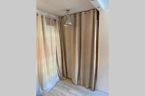 Apartamento Studio Calme Proche Mer Commerces Hippodrome