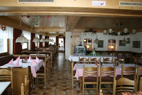 Hotel Sch�ne Aussicht