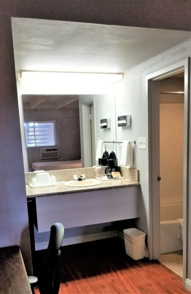 Hotel Santa Fe Inn - Pueblo