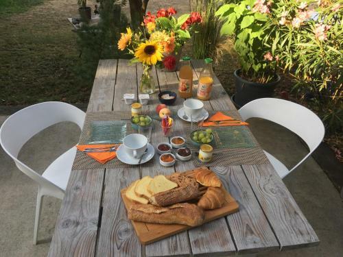 Hostal Maison Du Bois Breton