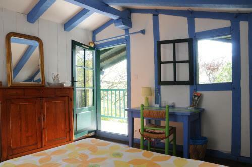 Hostal Domaine Xixtaberri