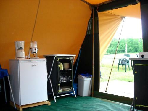 Chalet Et Cabane Dans La Montagne Au Camping Les Sapins
