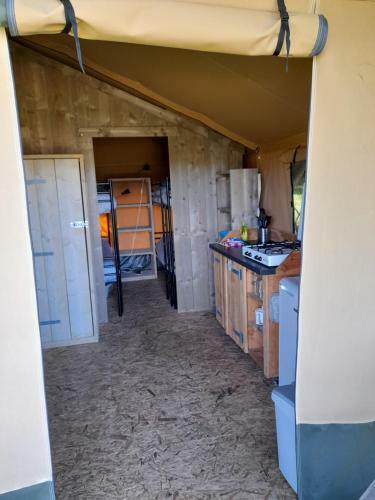 Chalet Et Cabane Dans La Montagne Au Camping Les Sapins