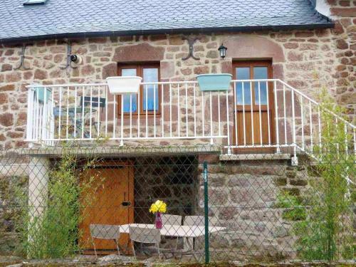 Maison de 2 Chambres Avec Jardin Clos A Banassac Canilhac