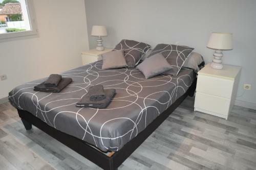 Villa Class�e 4 �toiles Avec Piscine Et Boulodrome