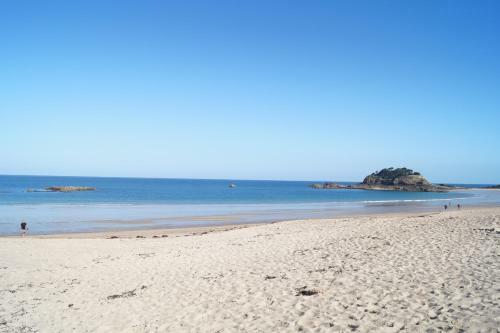 Cancale Centre, Brise Marine, 14 Personnes