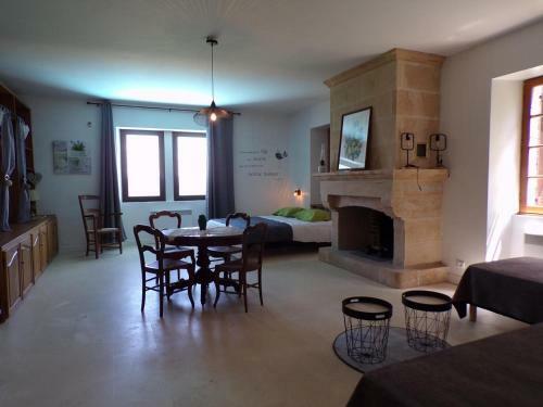 Bed & Breakfast La Maison Du Rocher