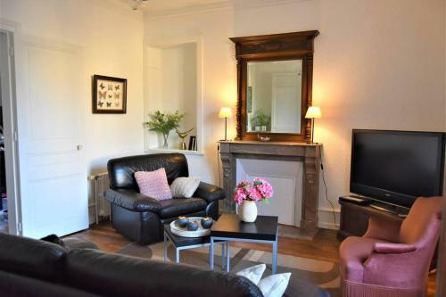 Apartamento Rez Dans Maison De Caract�re Avec Jardin Et Sauna
