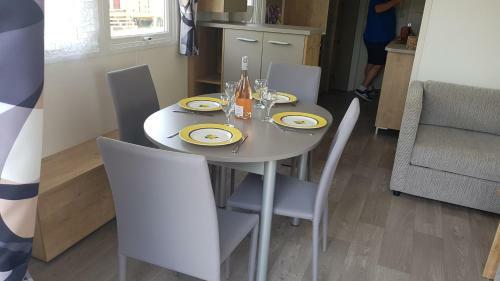 Mobil Home 4/6 Personnes