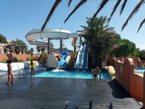 Mobil Home Camping Le Mar Estang