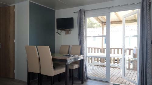 Mobilhome 6 � 8 Personnes