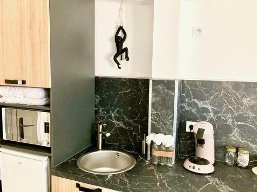 Apartamento Studio Simone � La Mer - Cosy Avec Balcon!