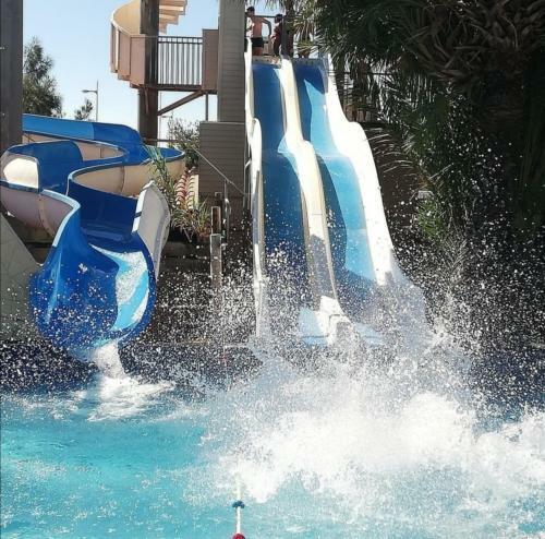 Mobil Home Camping **** Canet En Roussillon
