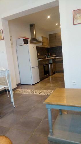 Canet : Agr�able Maison Au Calme Pour 8 Personnes.