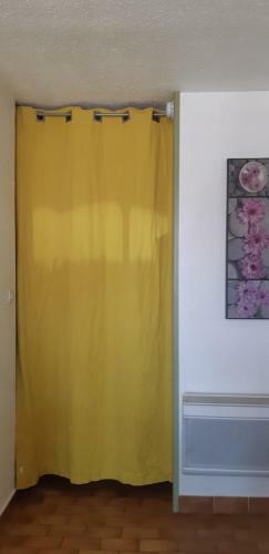 Apartamento Coraux Piscine Parking Gratuis