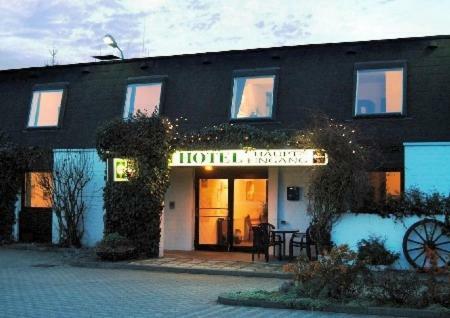 Hotel Onkel Tom`s H�tte