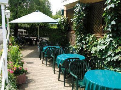 Hotel Onkel Tom`s H�tte