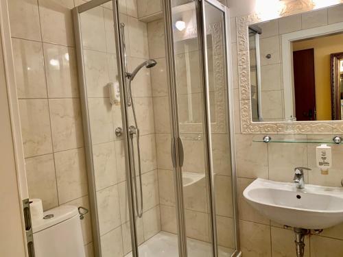 Hotel Kremsm�nstererhof